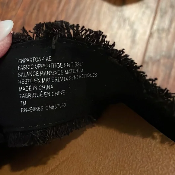 Caslon sandals - Picture 5 of 6